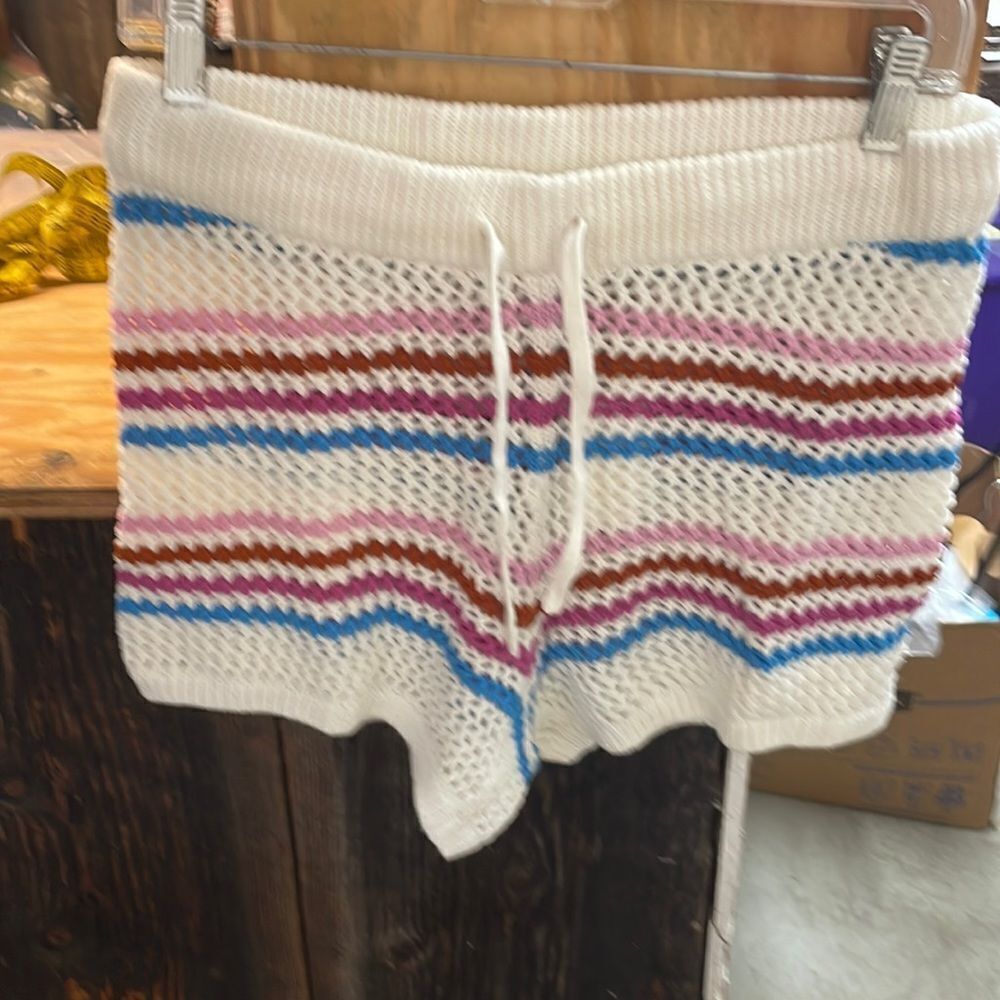 NWT L*Space woman’s white crochet red pink and blue shorts - Picture 1 of 12